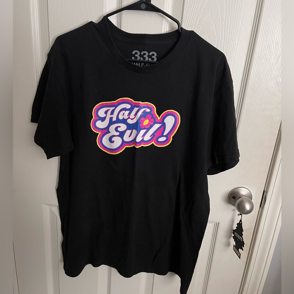 HALF EVIL 70’s flower logo tshirt